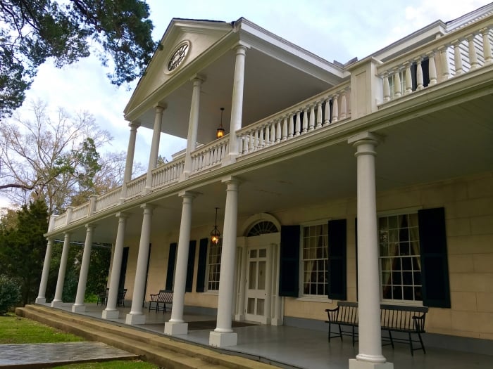 The Linden Bed and Breakfast Natchez Mississippi Front Porch