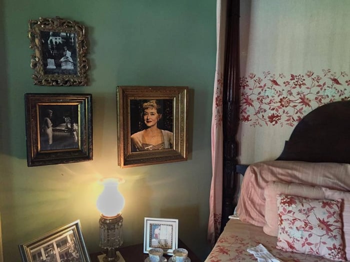 Bette Davis bedroom at Houmas House Louisiana