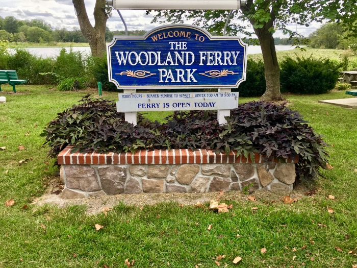 Woodland Ferry park sign