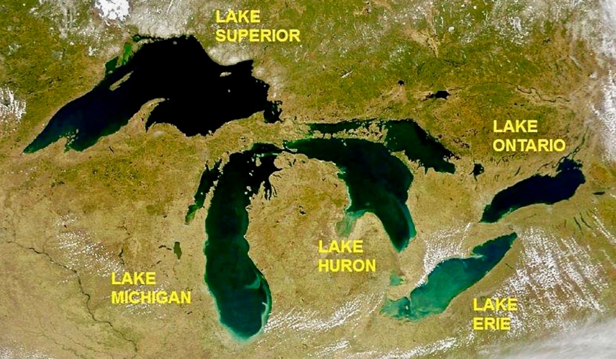 Great Lakes satellite map