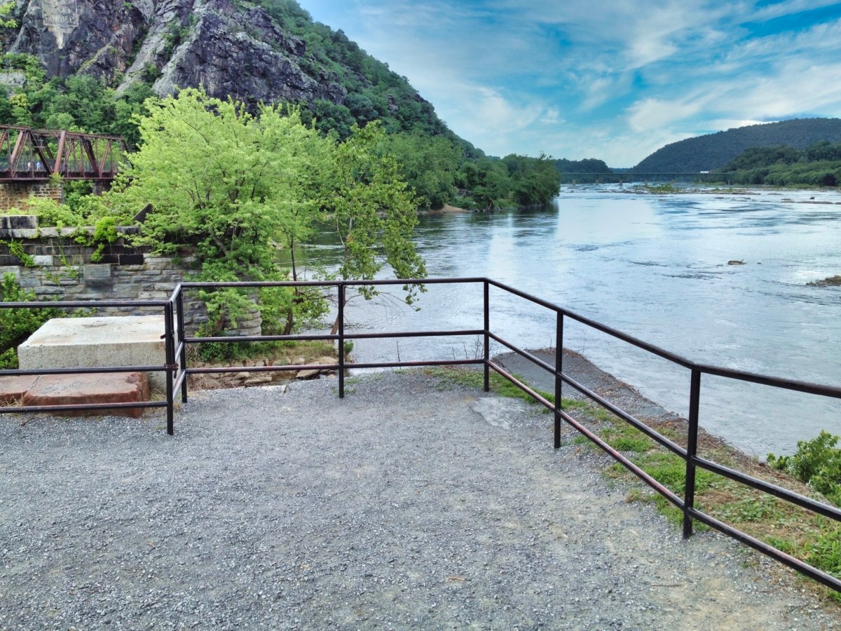 Things to Do in Harpers Ferry WV: History, Hikes & Whitewater 18