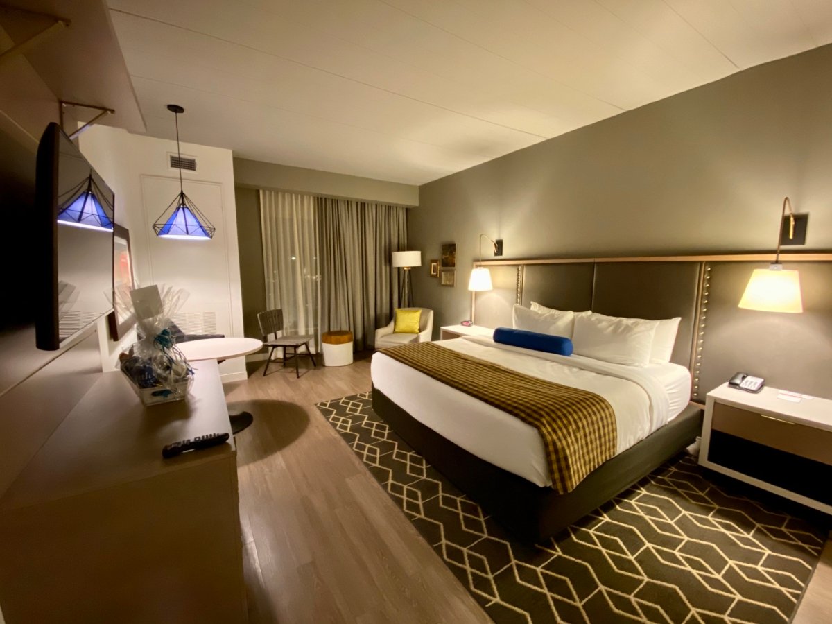 Hotel Indigo guest room