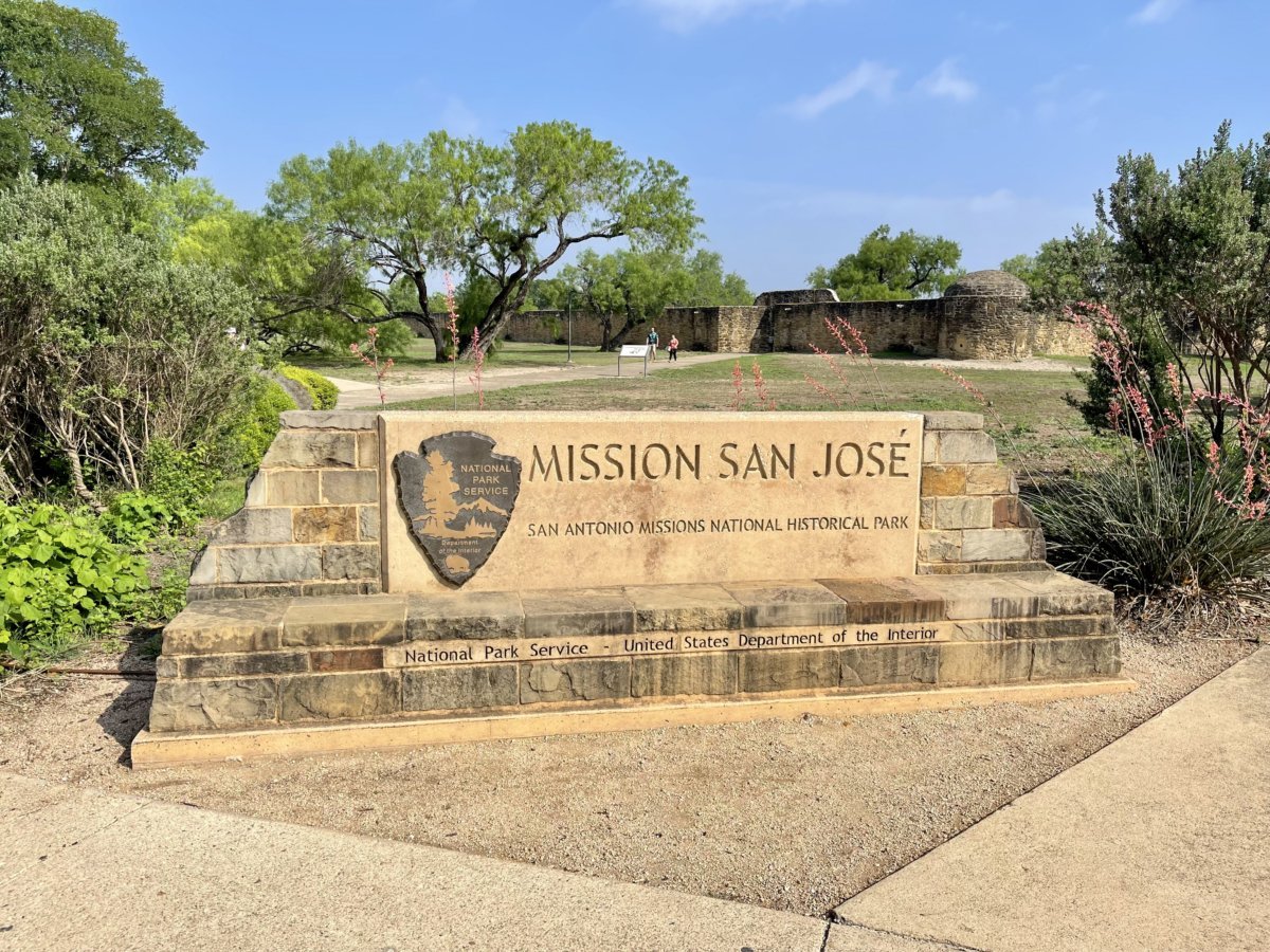 Tour the Alamo & San Antonio Missions NHP 2