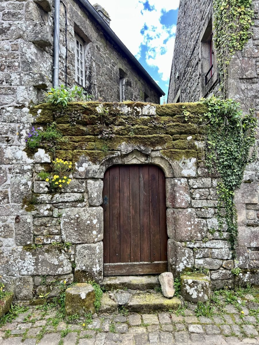 Locronan rustic doorway