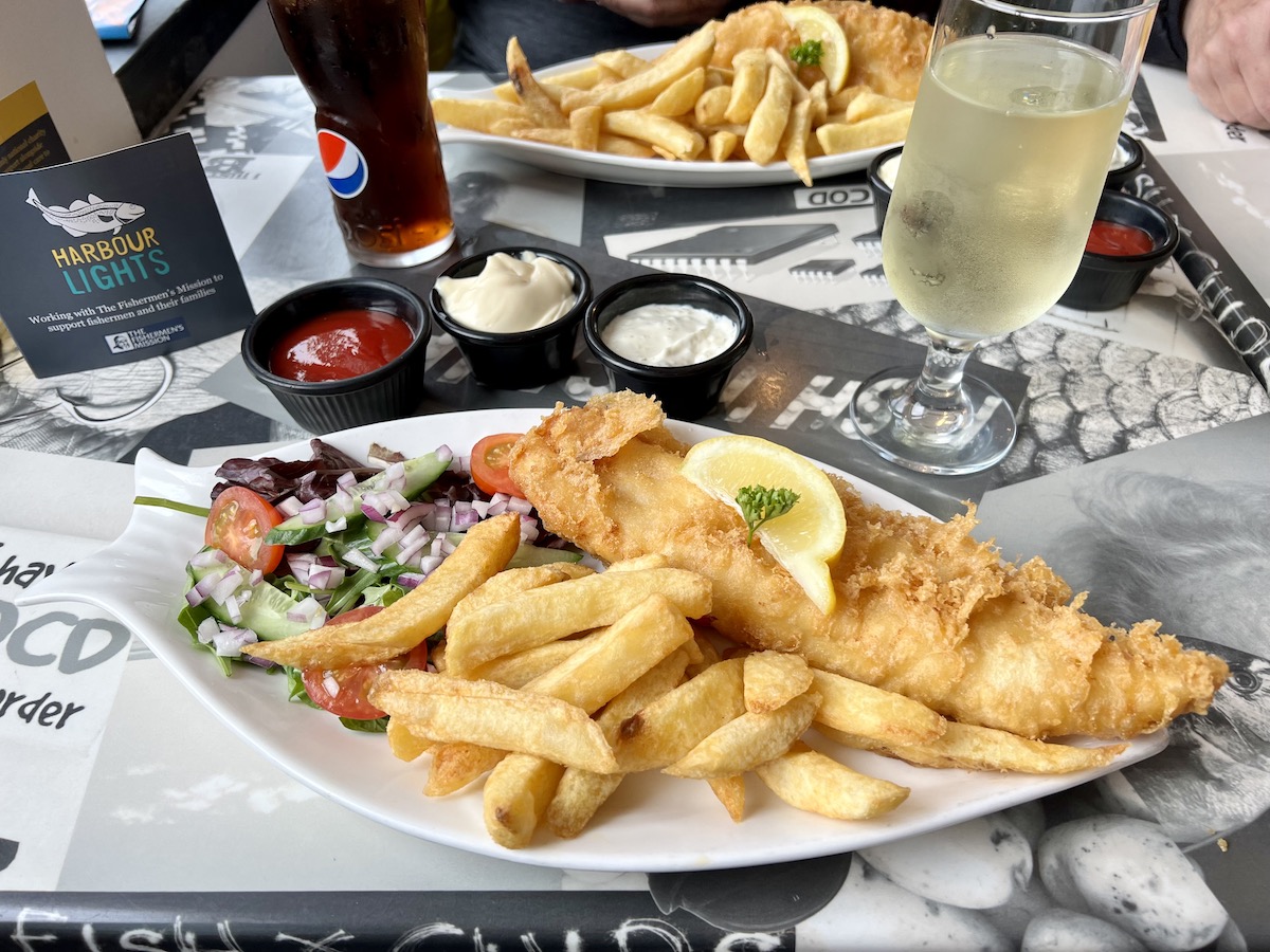 Harbour Lights fish & chips