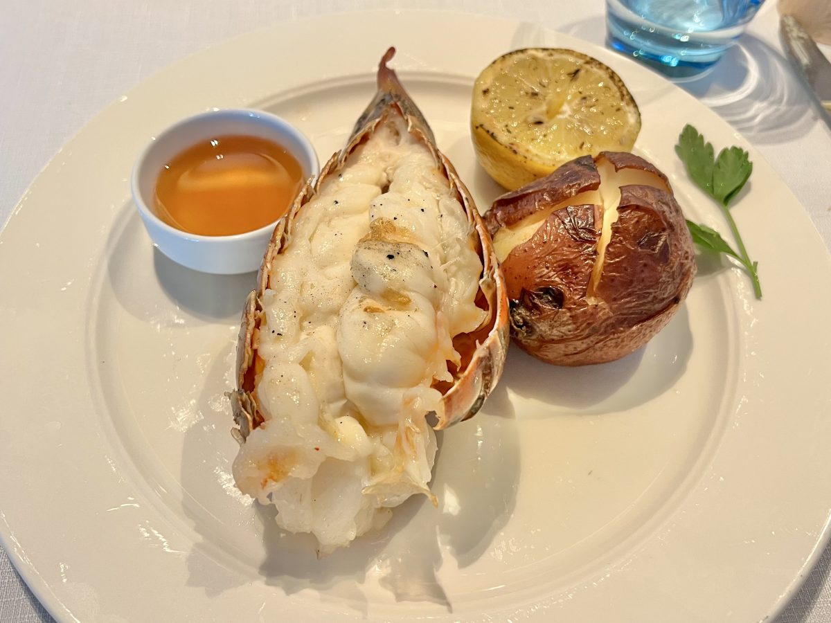 Viking Octantis Restaurant lobster tail