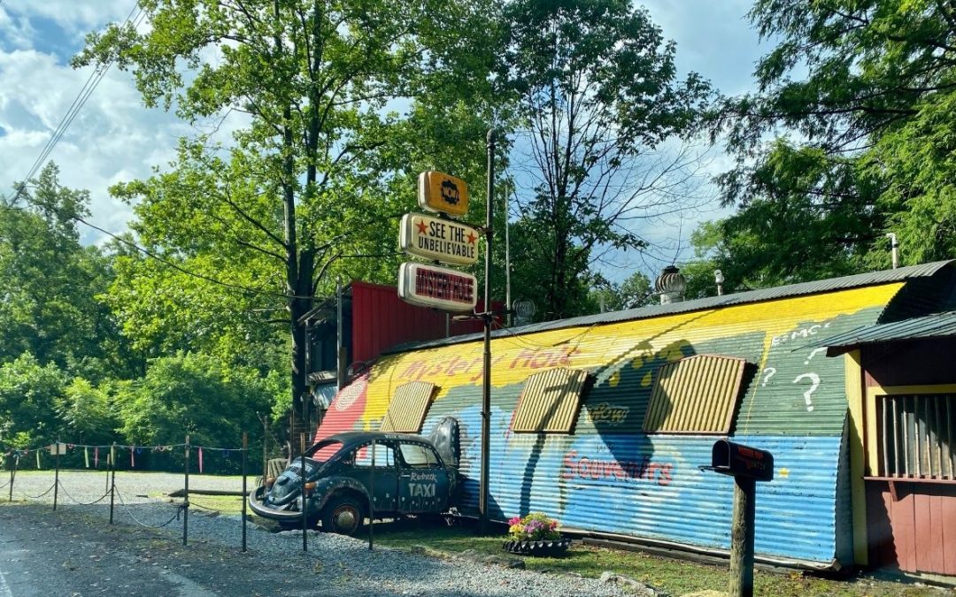 15 Roadside Attractions That Are Stranger Than Fiction